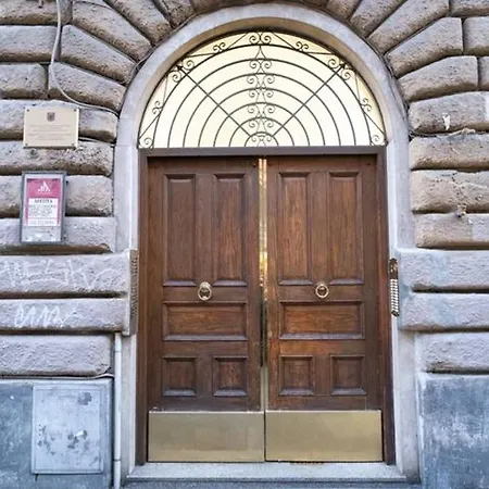Simona's Vatican Buddyrent Διαμέρισμα *