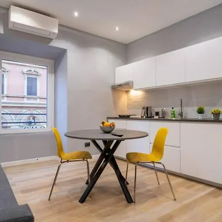 Simona's Vatican Buddyrent *