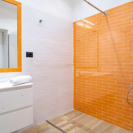 Simona's Vatican Buddyrent