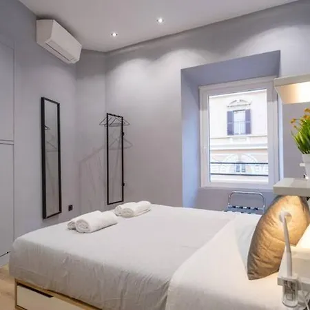 Simona's Vatican Buddyrent Apartment *